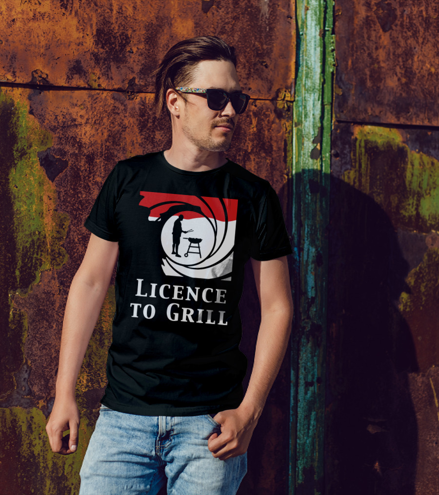 Licence To Grill Silhouette Circle Barbecue Scene T-Shirt