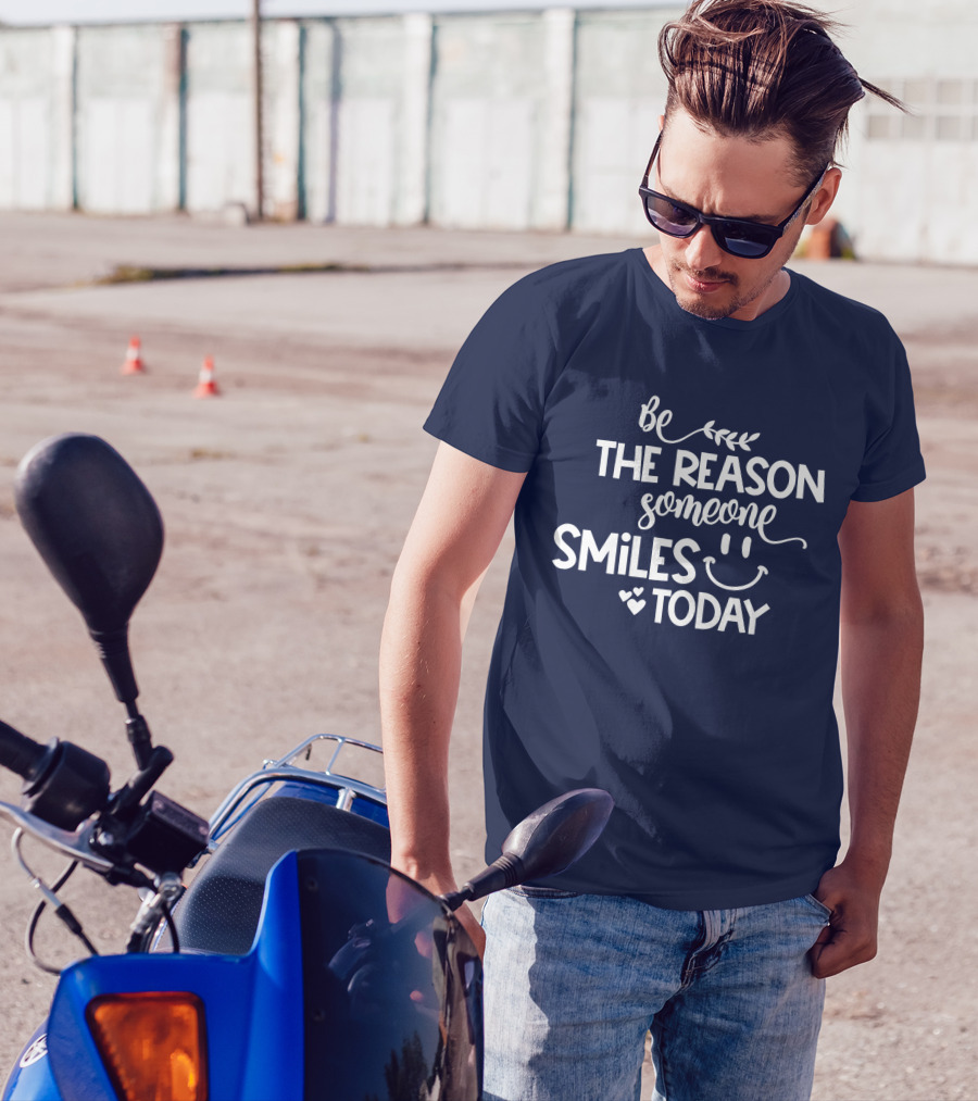 Be The Reason Someone Smiles Today With Heart And Smiley Face T-Shirt