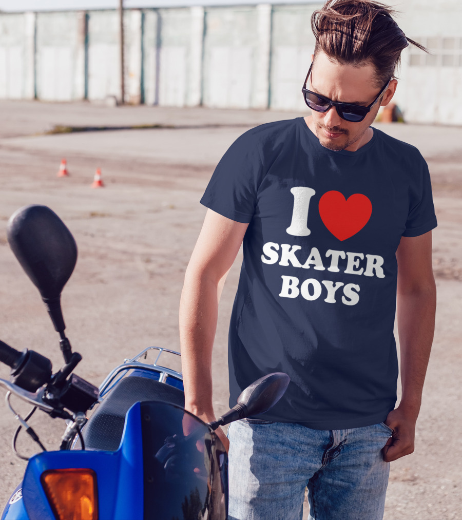I Love Skater Boys For Skateboard Girls Iconic T-Shirt