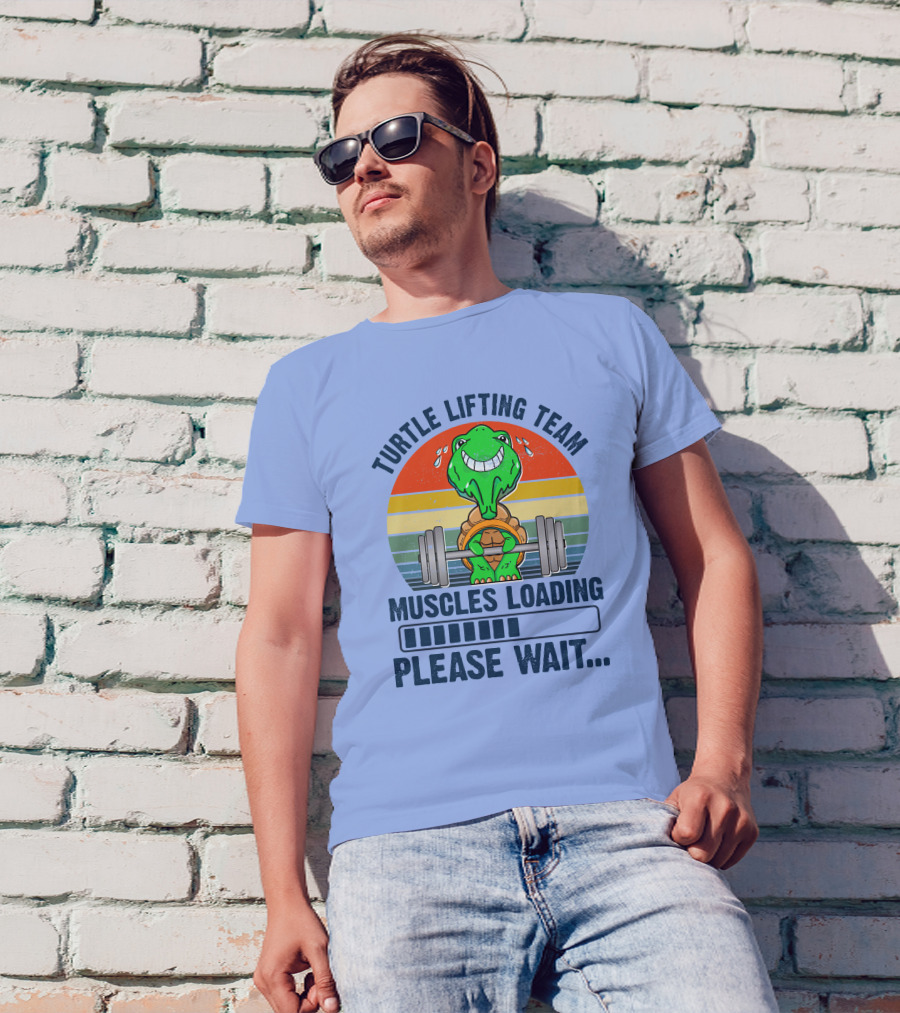 Turtle Lifting Team Muscles Loading Please Wait Retro Fitness Powerlifting T-Shirt