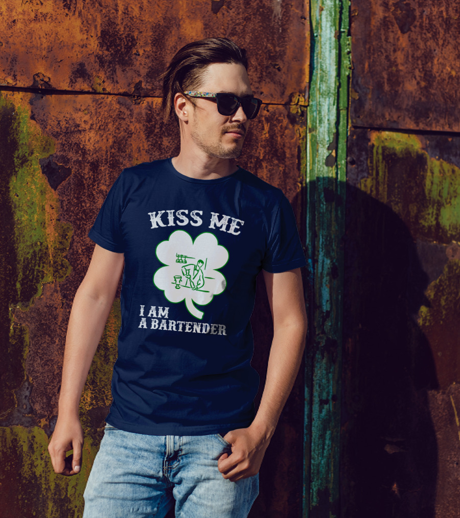 Kiss Me I Am A Bartender Shamrock Bartending Sketch T-Shirt