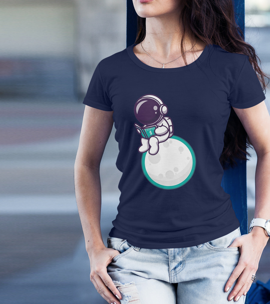 BLACK Safemoon Crypto Currency Astronaut Reading Crypto Novelty Coin Merch T-Shirt