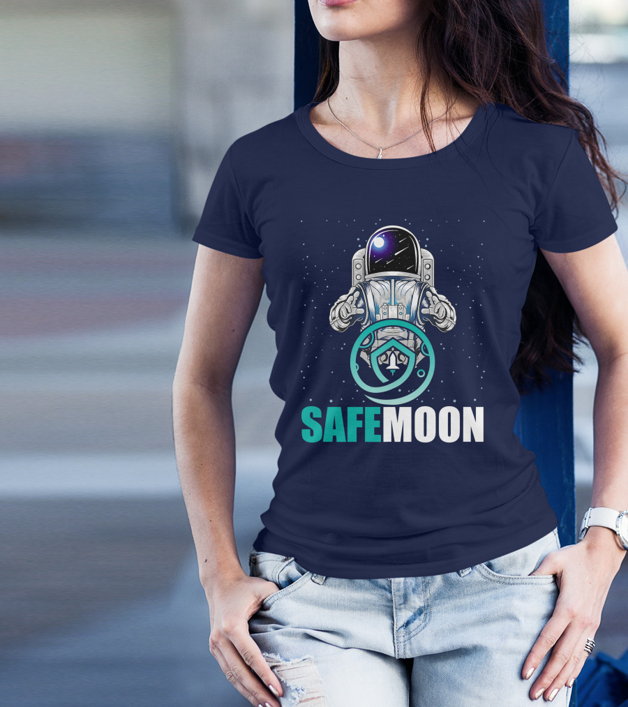 Safemoon Astronaut Cryptocurrency Blockchain Crypto T-Shirt