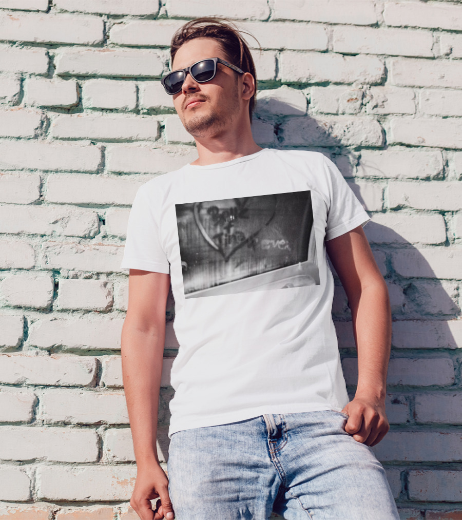 Bette Plus Tina 4Ever Heart Symbol Jennifer Beals T-Shirt