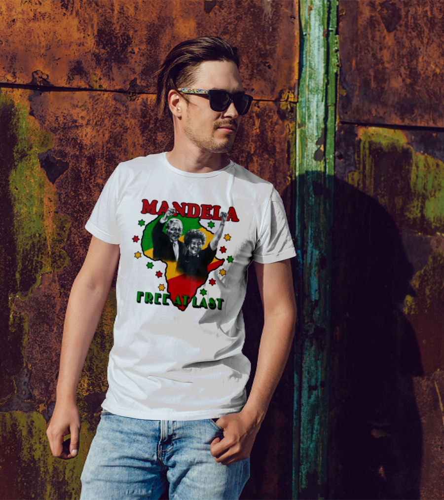 Nelson Mandela Free At Last Africa Map Red Yellow Green Stars T-Shirt