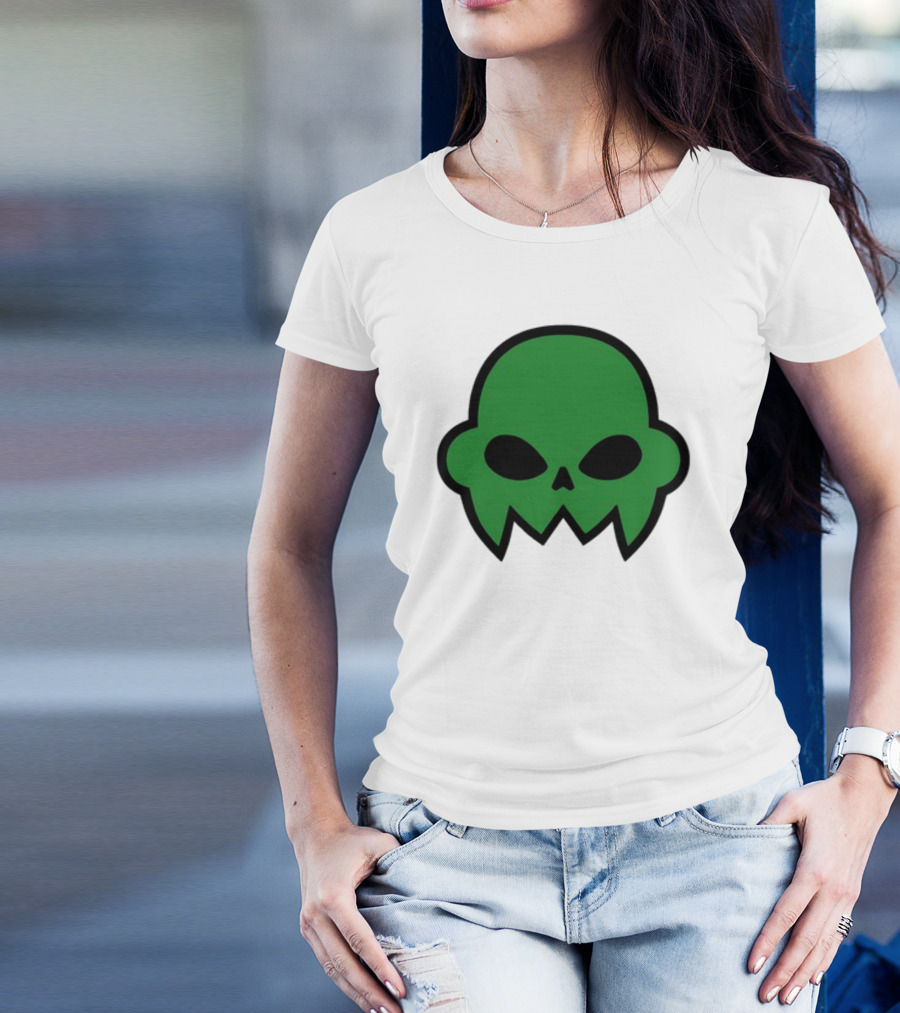 Jake's Green Skull Iconic Halloween Shadow T-Shirt