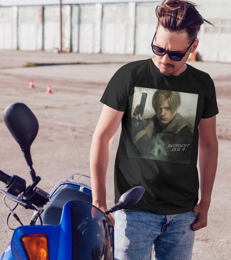 Resident Evil 4 Leon Kennedy Heroic Stance T-Shirt
