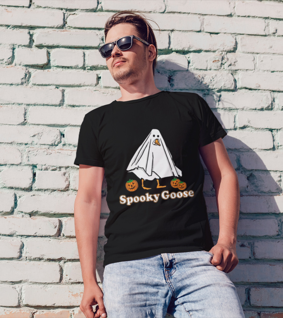 Spooky Goose Ghost Costume With Pumpkins T-Shirt