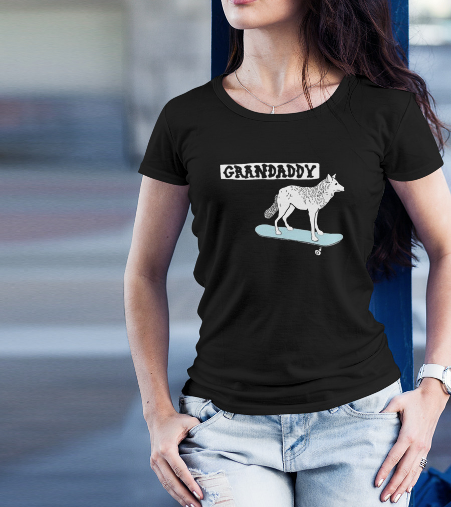 Grandaddy Wolf On Skateboard Blu Wav T-Shirt