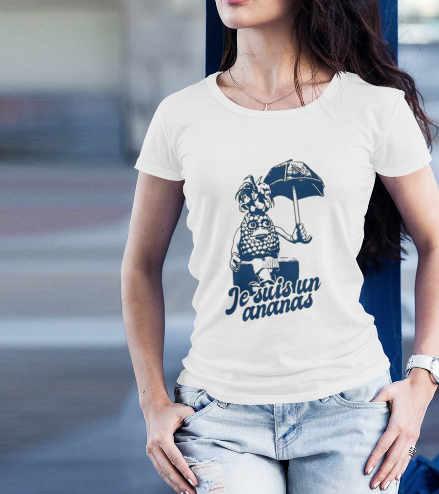 Retrokid Je Suis Un Ananas Pineapple Character With Umbrella T-Shirt