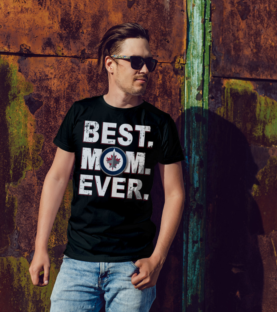 BEST MOM EVER Winnipeg Jets Hockey Emblem T-Shirt