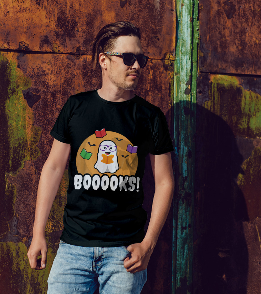 Booooks Ghost Boo Read Books Library Halloween Theme With Flying Bats And Moon T-Shirt