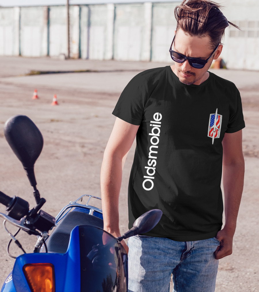Oldsmobile Classic Logo With American Rocket Symbol T-Shirt