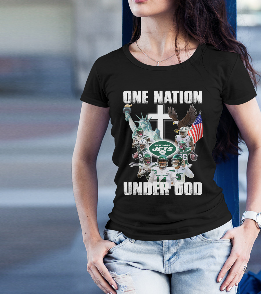 New York Jets One Nation Under God Statue Of Liberty Eagle Flag Football Players T-Shirt