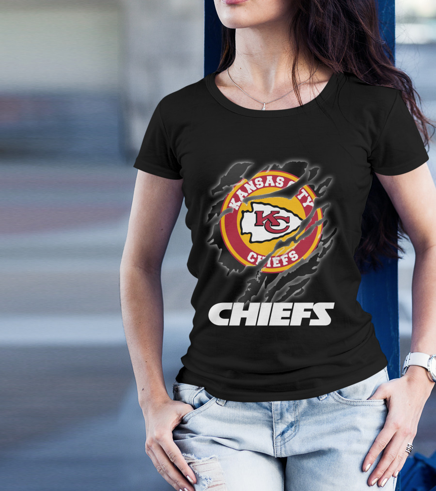 Kansas City Chiefs 08 Chiefs Logo Claw Marks T-Shirt
