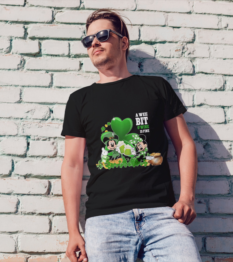 Mickey And Minnie A Wee Bit O'Wine Is Fine Patrick's Day T-Shirt