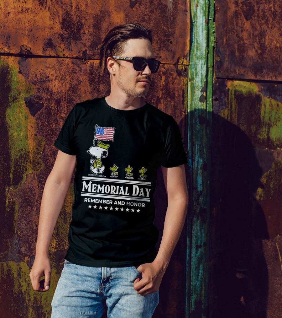 Snoopy Woodstock American Flag Memorial Day Remember And Honor T-Shirt