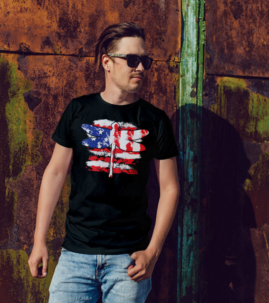 4th Of July Patriotic Dragonfly With American Flag Colors T-Shirt