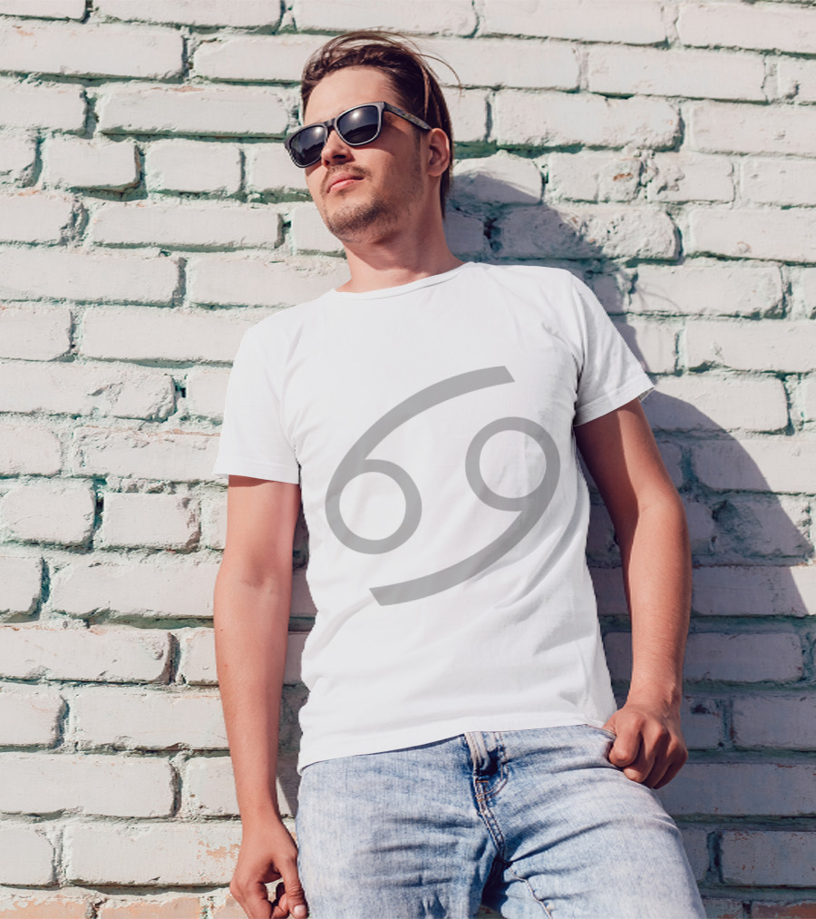 Karkat Cancer Zodiac Symbol Homestuck Fan Merch T-Shirt