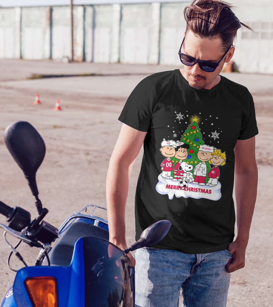 RB Leipzig Merry Christmas Snoopy And Friends Scene T-Shirt
