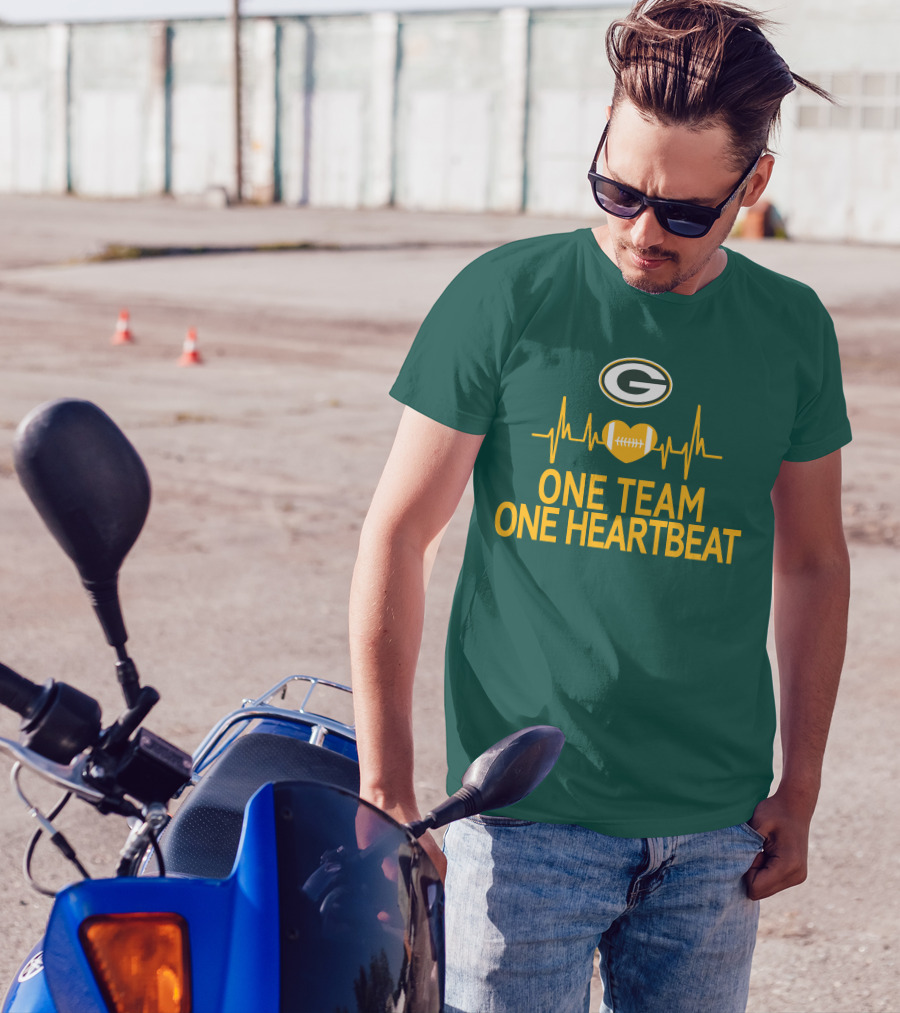 Green Bay Packers Logo Heartbeat Football One Team One Heartbeat T-Shirt