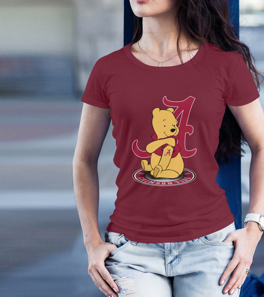 Alabama Crimson Tide Pooh Bear Sitting With Crimson T-Shirt