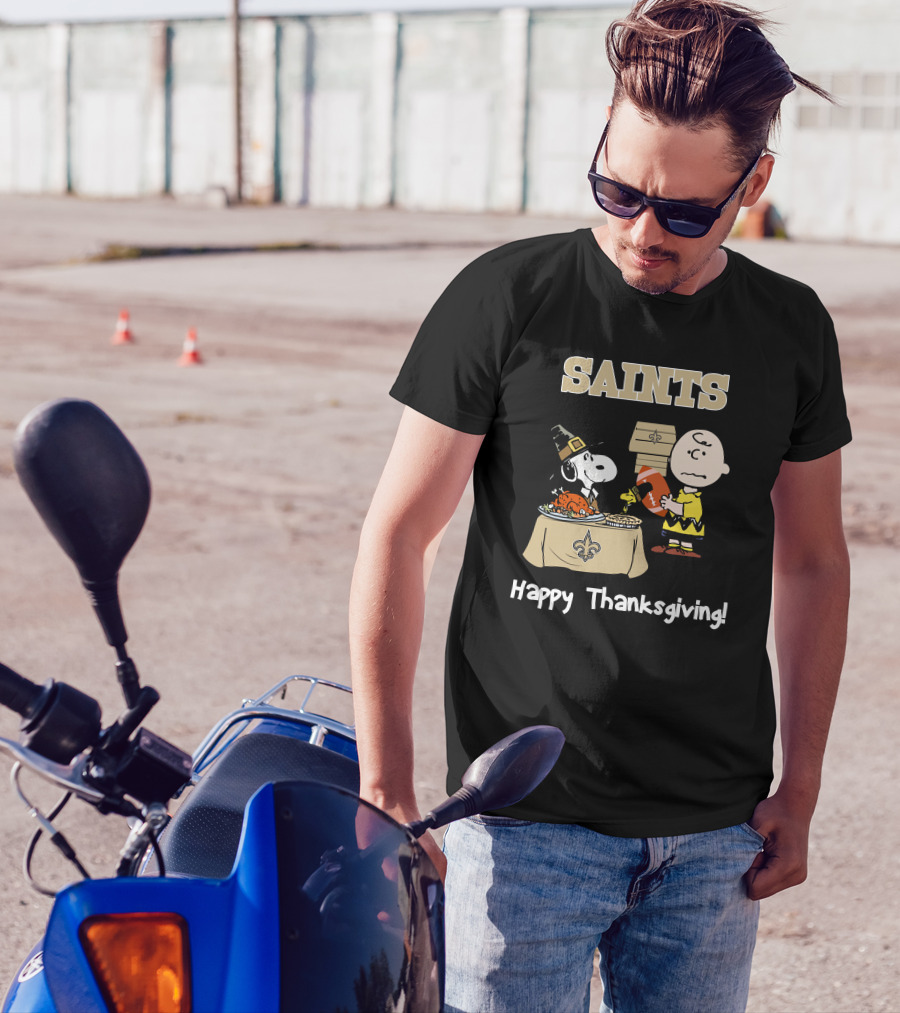 SAINTS New Orleans Happy Thanksgiving Snoopy T-Shirt