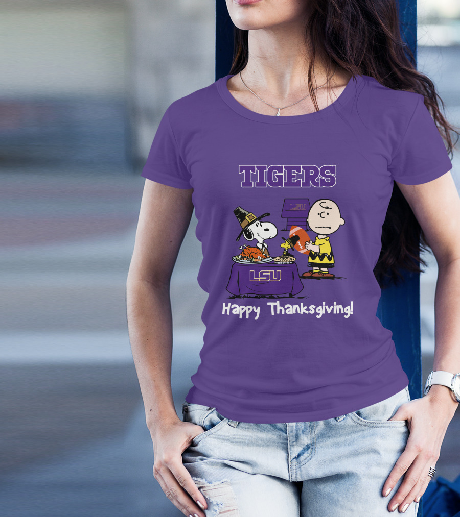 LSU Tigers Snoopy And Charlie Brown Thanksgiving Football T-Shirt