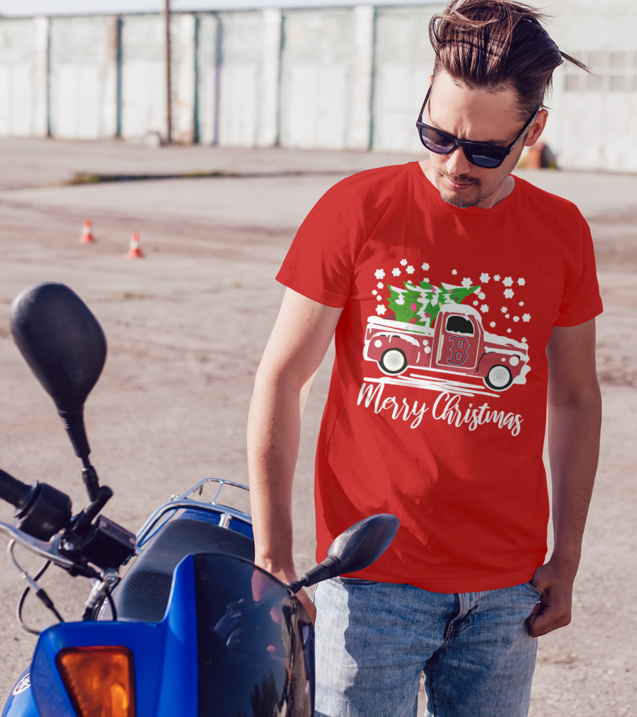 Boston Red Sox B Vintage Car Merry Christmas Tree Snowflakes T-Shirt
