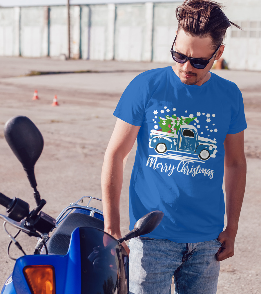 Los Angeles Dodgers LA Vintage Car Merry Christmas Snowflakes Tree T-Shirt