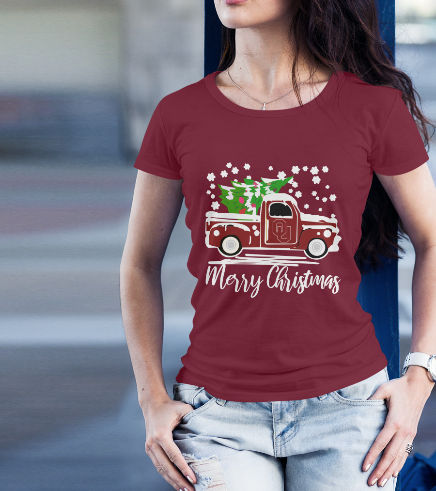 Merry Christmas Oklahoma Sooners Vintage Truck With Tree T-Shirt