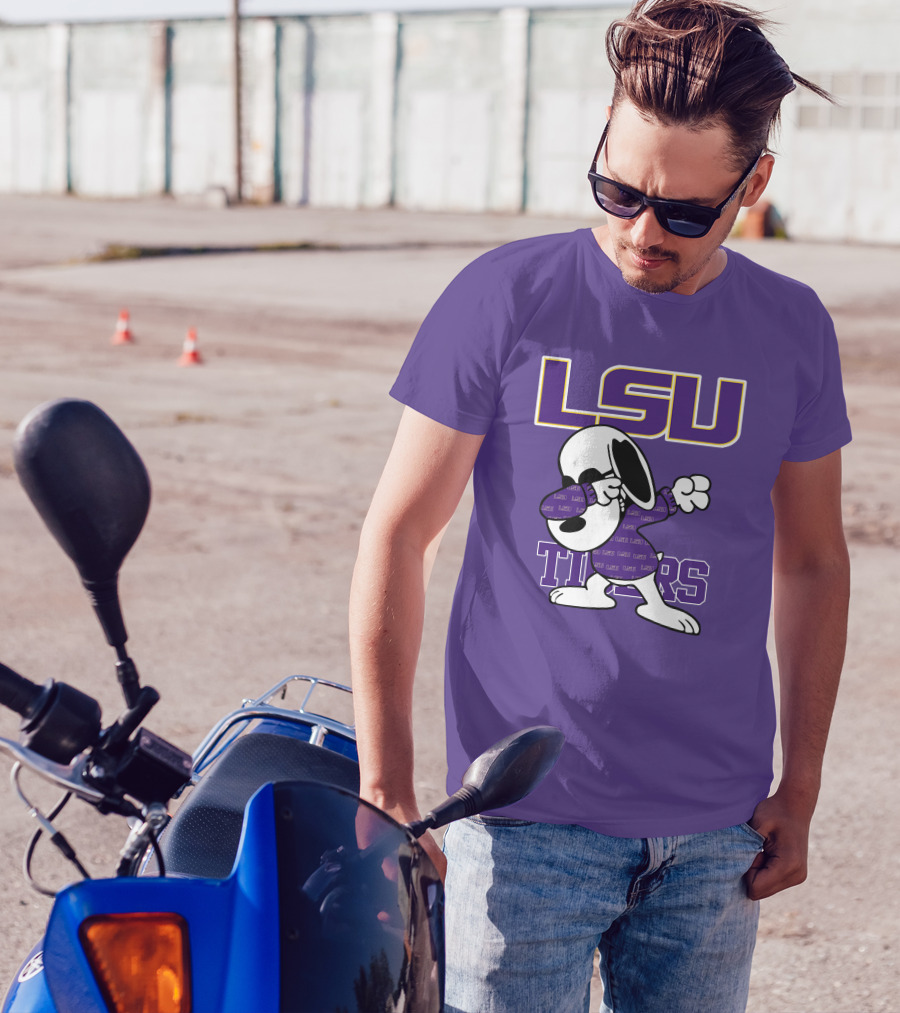 LSU Tigers Snoopy Dabbing T-Shirt