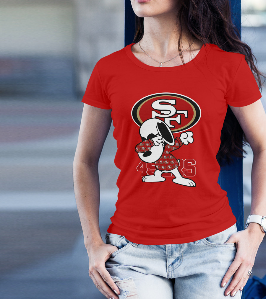 San Francisco 49ers Snoopy Dabbing SF T-Shirt