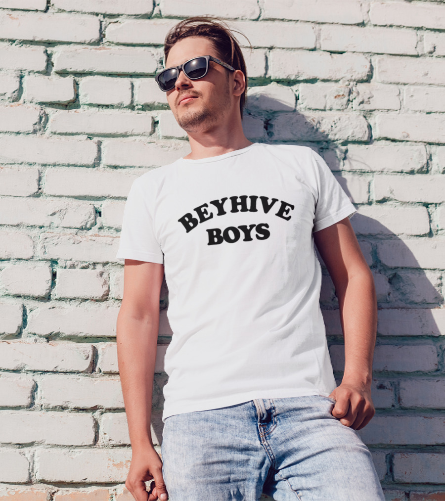"Beyhive Boys Forever Retro Bee Enthusiast" T-Shirt