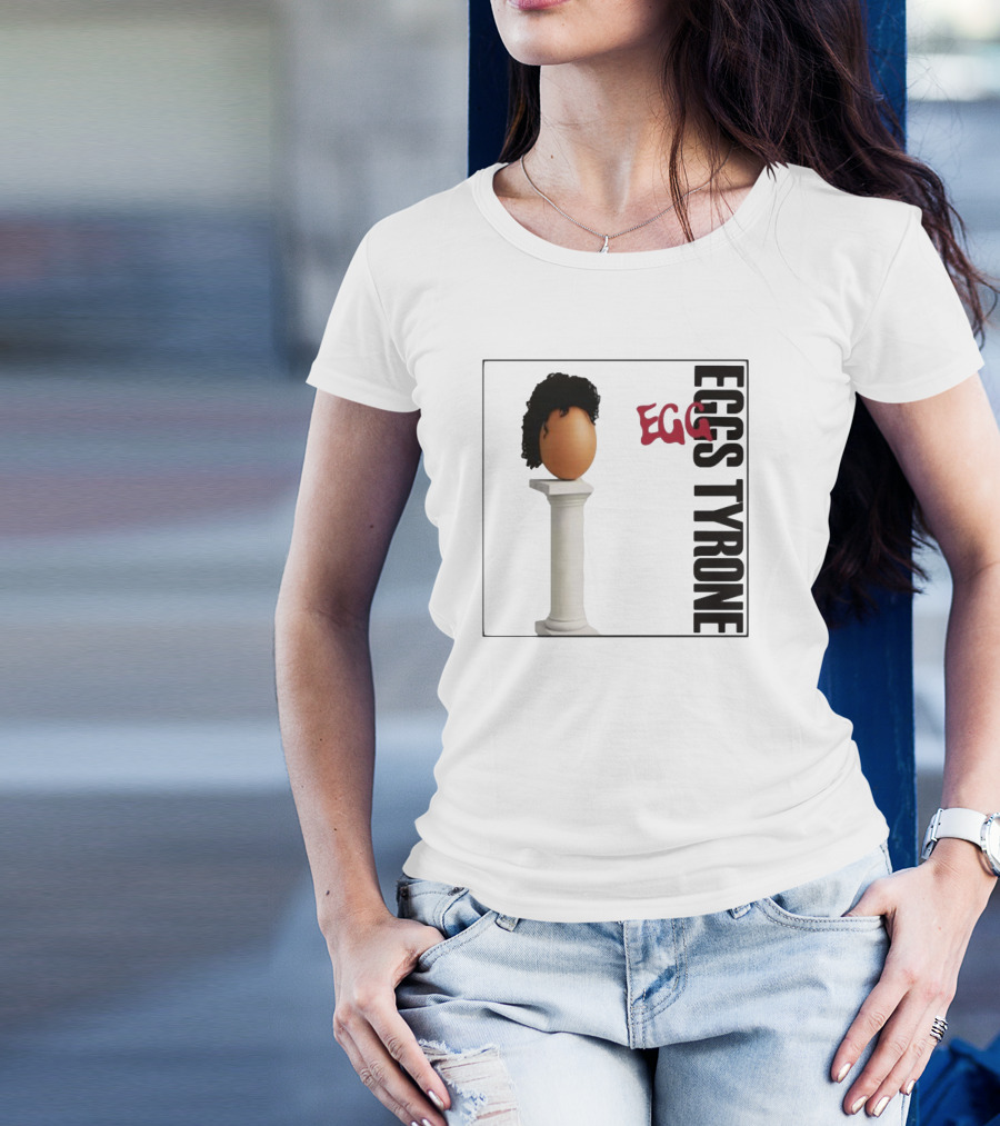 Egg Tyrone Iconic Egg With Wig On Pillar T-Shirt