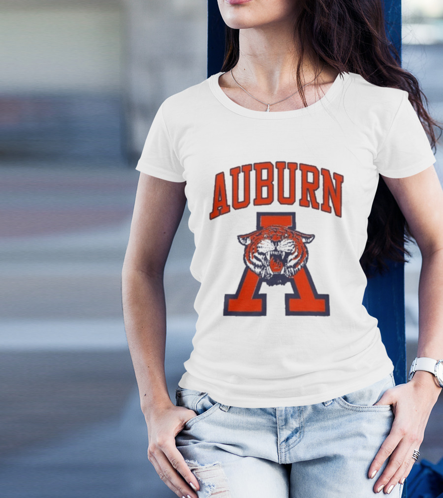 Auburn Tigers Roaring Vintage Logo Retro College Spirit T-Shirt