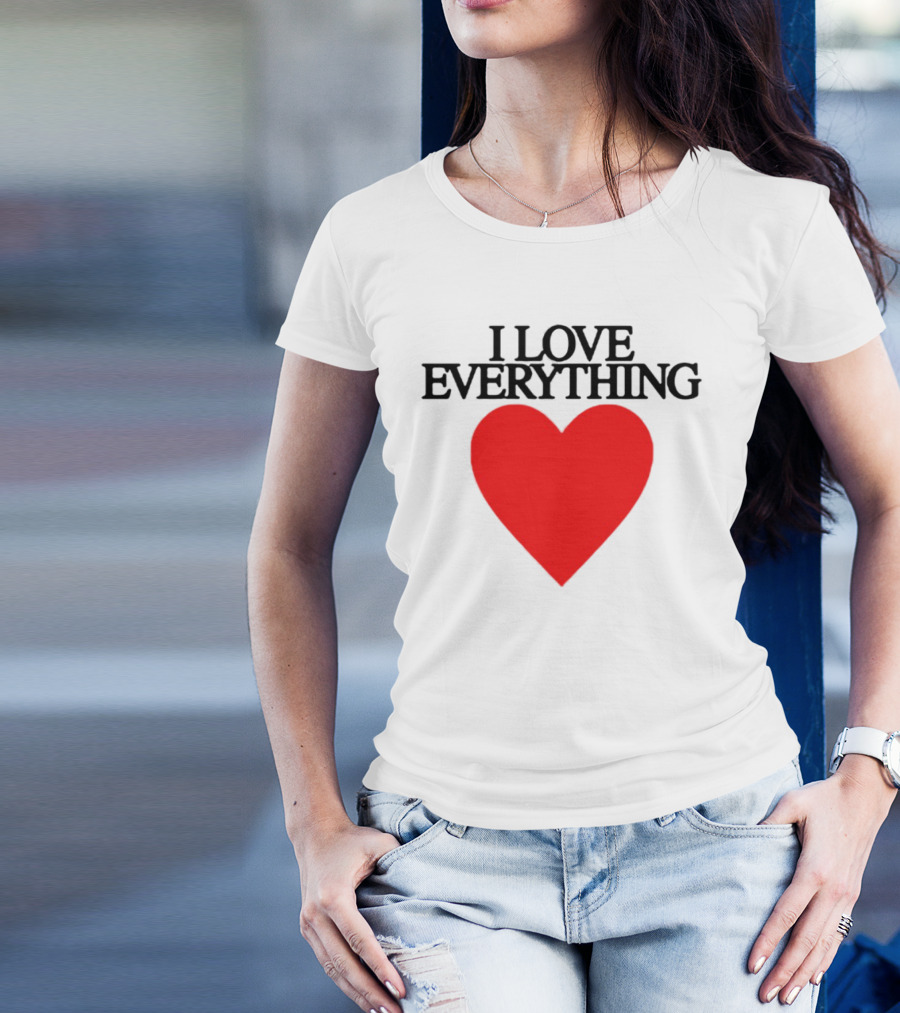 Mira Joyce I Love Everything Heart Red Graphic Style T-Shirt