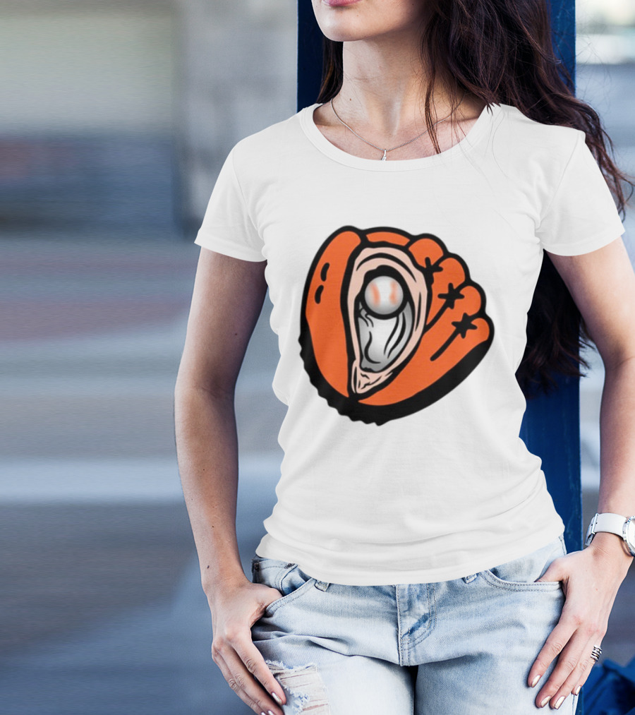 Chesapeake Oyster Catchers Baseball Glove And Pearl T-Shirt