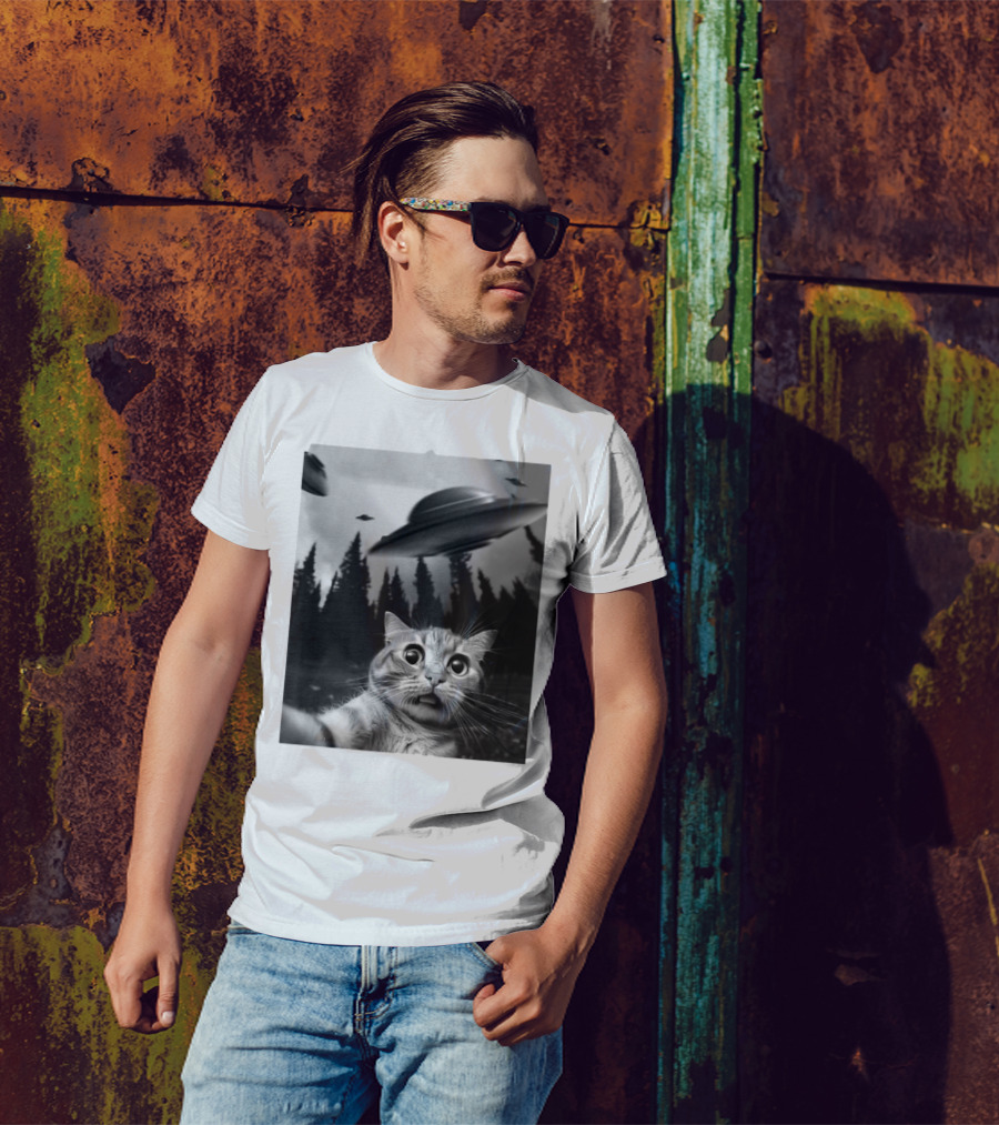 Keith Hernandez Cat Selfie Ufos Forest Scene T-Shirt