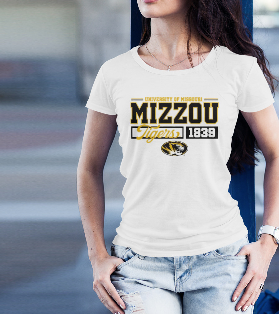 Tigers University Of Missouri Mizzou 1839 Oval Tiger Head T-Shirt