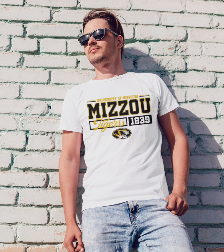 Tigers University Of Missouri Mizzou 1839 Oval Tiger Head T-Shirt