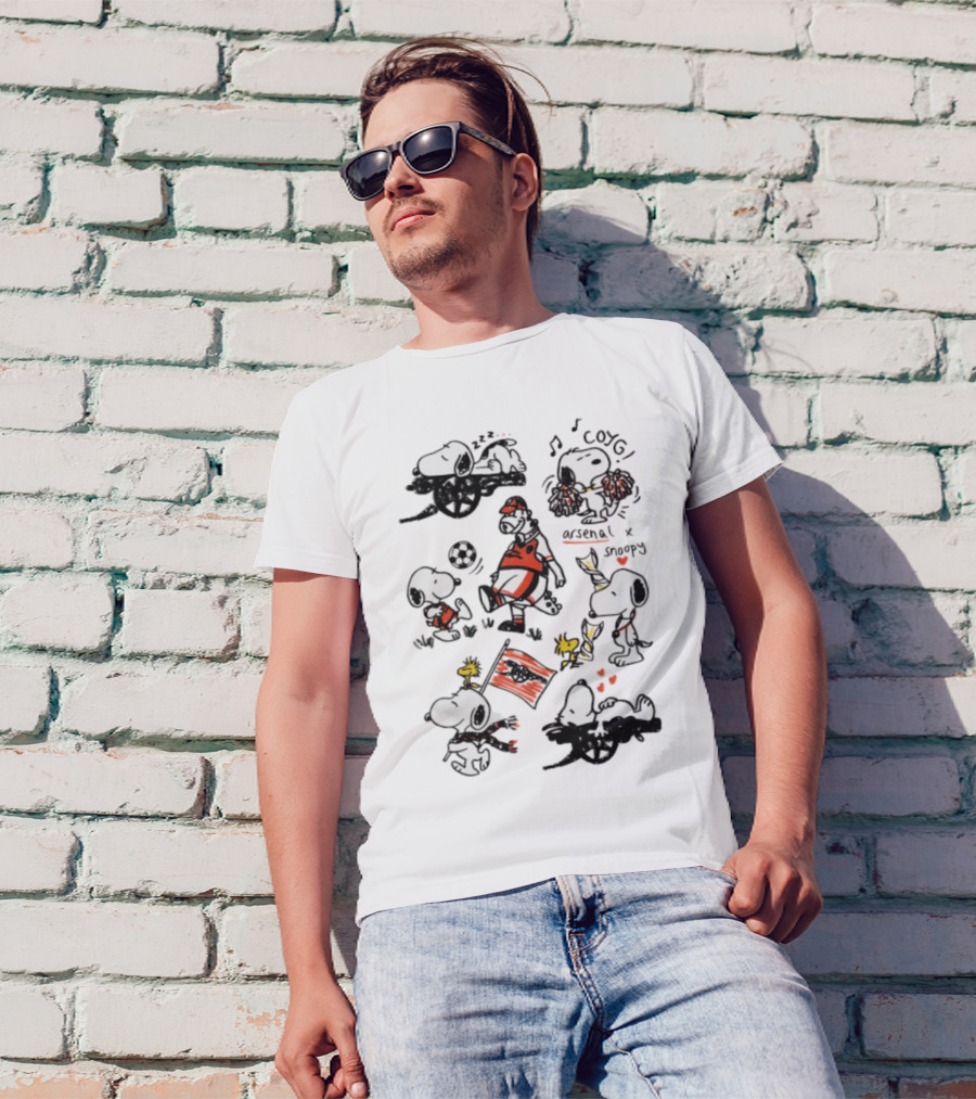 Arsenal Snoopy Football Soccer Icon Collaboration T-Shirt