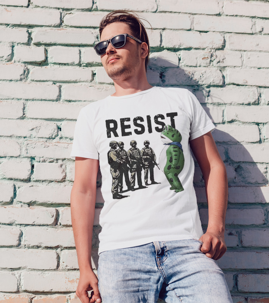 Portland Frog Resist Anti Fascism Anti Trump Protest Graphic T-Shirt