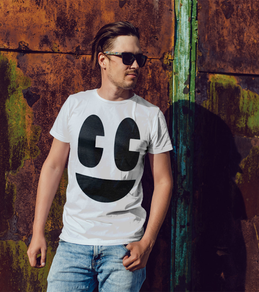 Craftee Happee Smiley Face T-Shirt