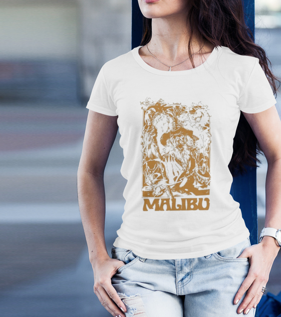 Malibu Wizard Mystical Floral Art Vintage Style T-Shirt