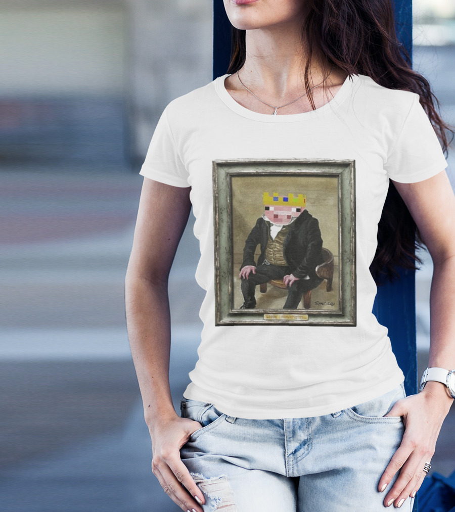 Technoblade Crown Vintage Framed Minecraft Character Pixels T-Shirt