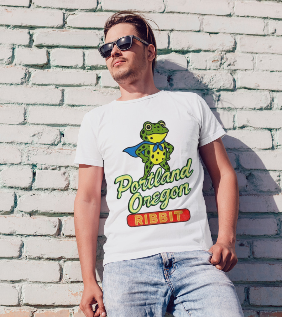 Portland Oregon Ribbit Frog Superhero Retro Style T-Shirt