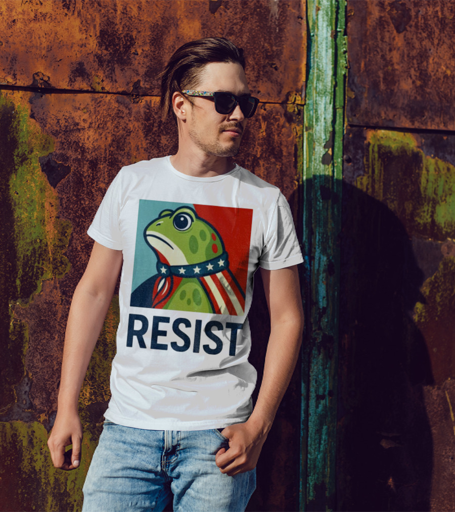 Resist Portland Frog Patriotic Stars And Stripes Retro Art T-Shirt