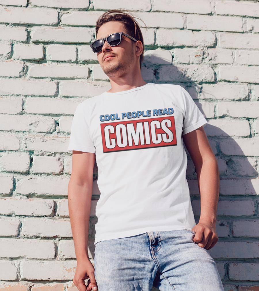 COOL PEOPLE READ COMICS T-Shirt