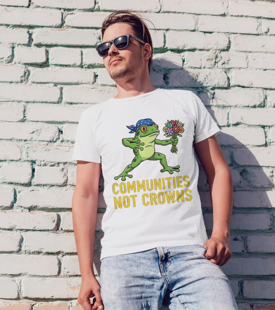 Portland Frog Protester Communities Not Crowns Bandana Frog With Flowers T-Shirt